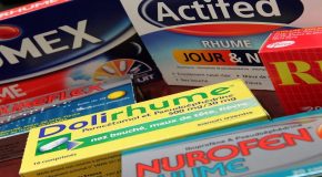 Médicaments contre le rhume : Officiellement déconseillés mais vendus sans précaution