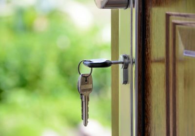 Location – Le propriétaire peut-il garder un double des clés ?